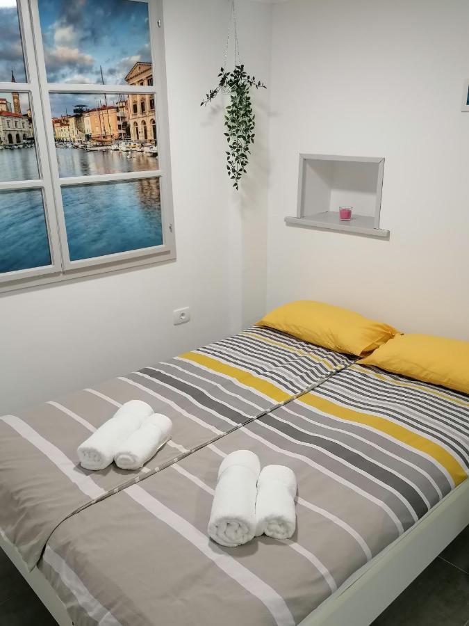 Apartment Dorina Piran Exteriör bild
